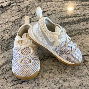 Toddler boy Nike tennis shoe